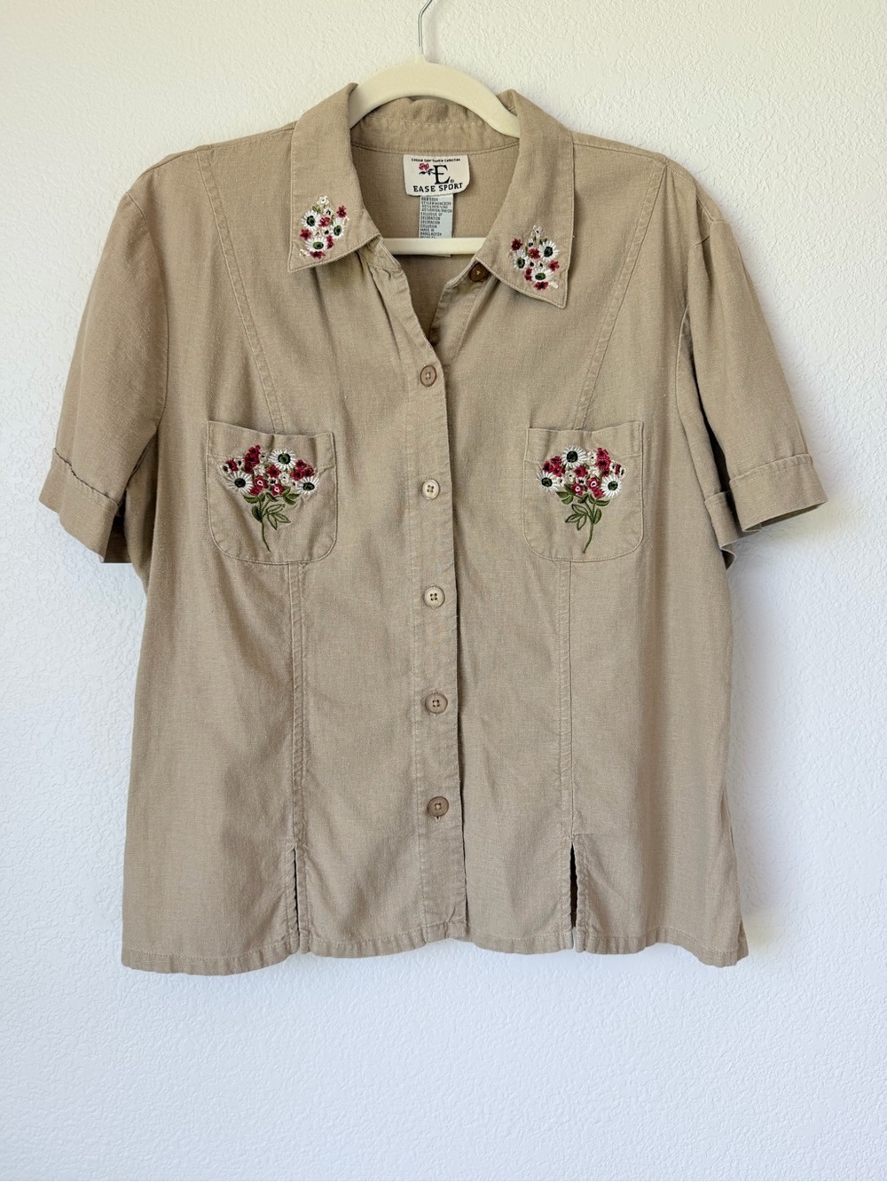 Ease Sport Linen Blend Embroidered Floral Button Front Shirt Beige Size 16